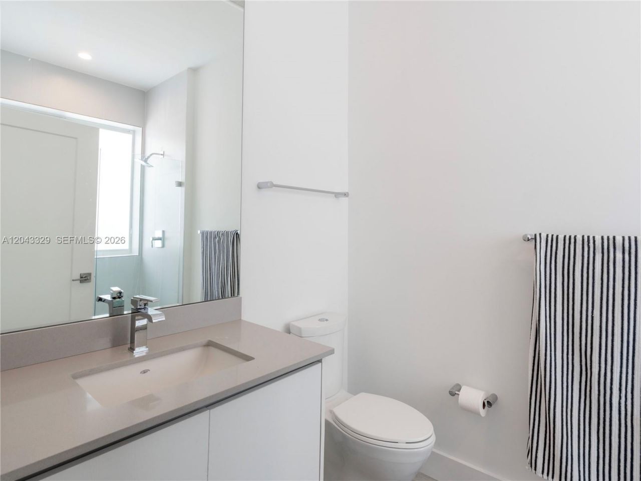 51 N Shore Dr , Unit 51, Miami Beach, FL 33141 Photo