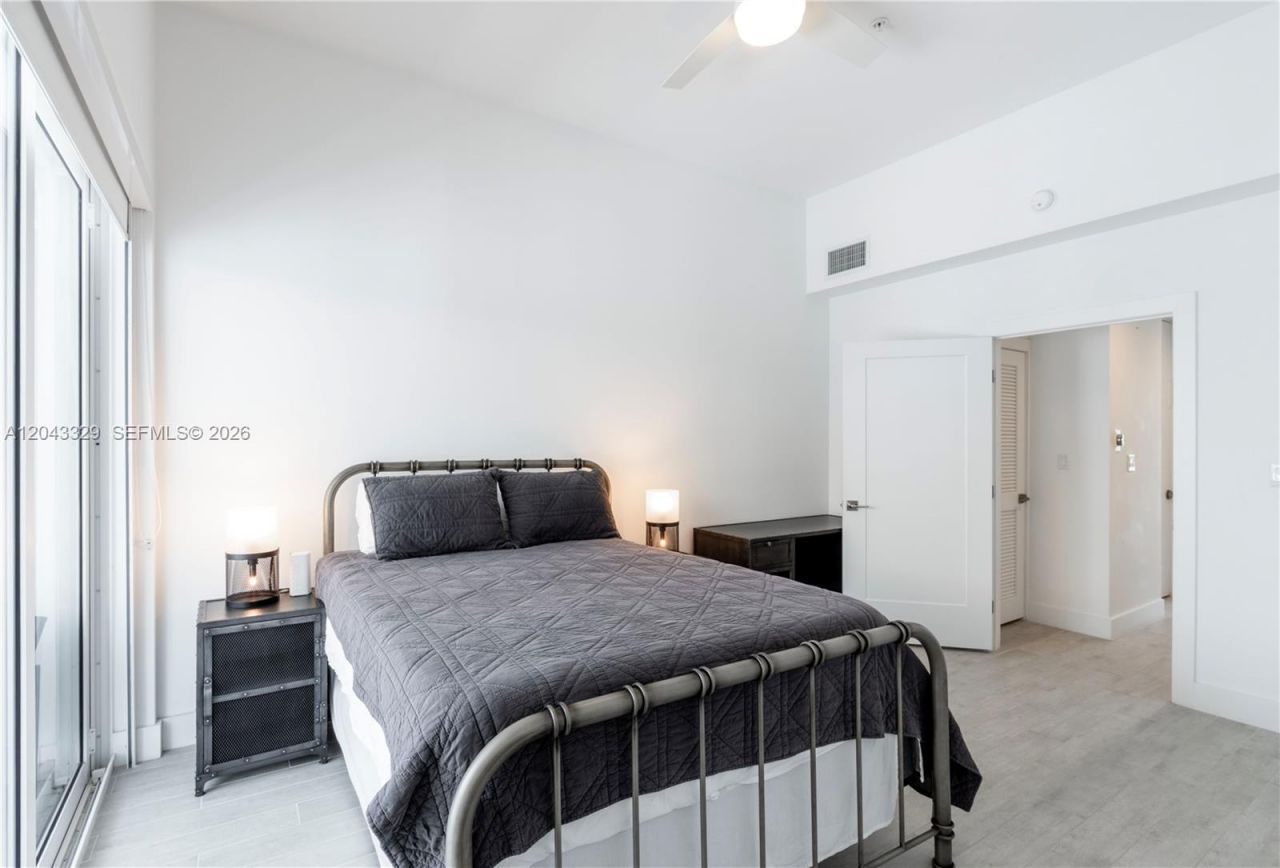 51 N Shore Dr , Unit 51, Miami Beach, FL 33141 Photo