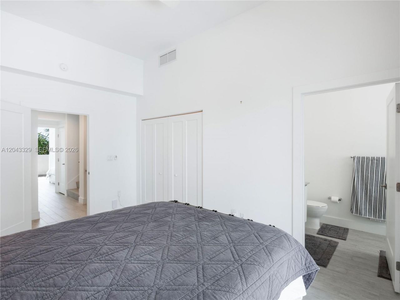 51 N Shore Dr , Unit 51, Miami Beach, FL 33141 Photo