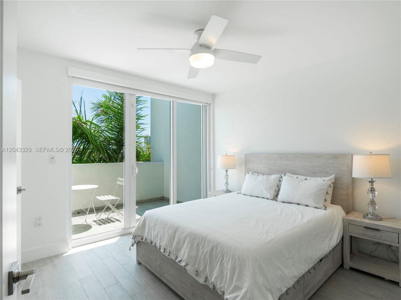 51 N Shore Dr , Unit 51, Miami Beach, FL 33141 Photo