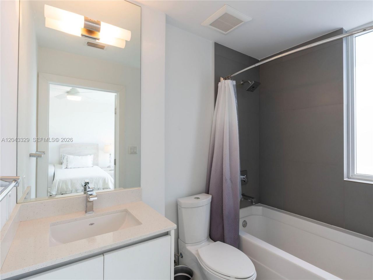 51 N Shore Dr , Unit 51, Miami Beach, FL 33141 Photo