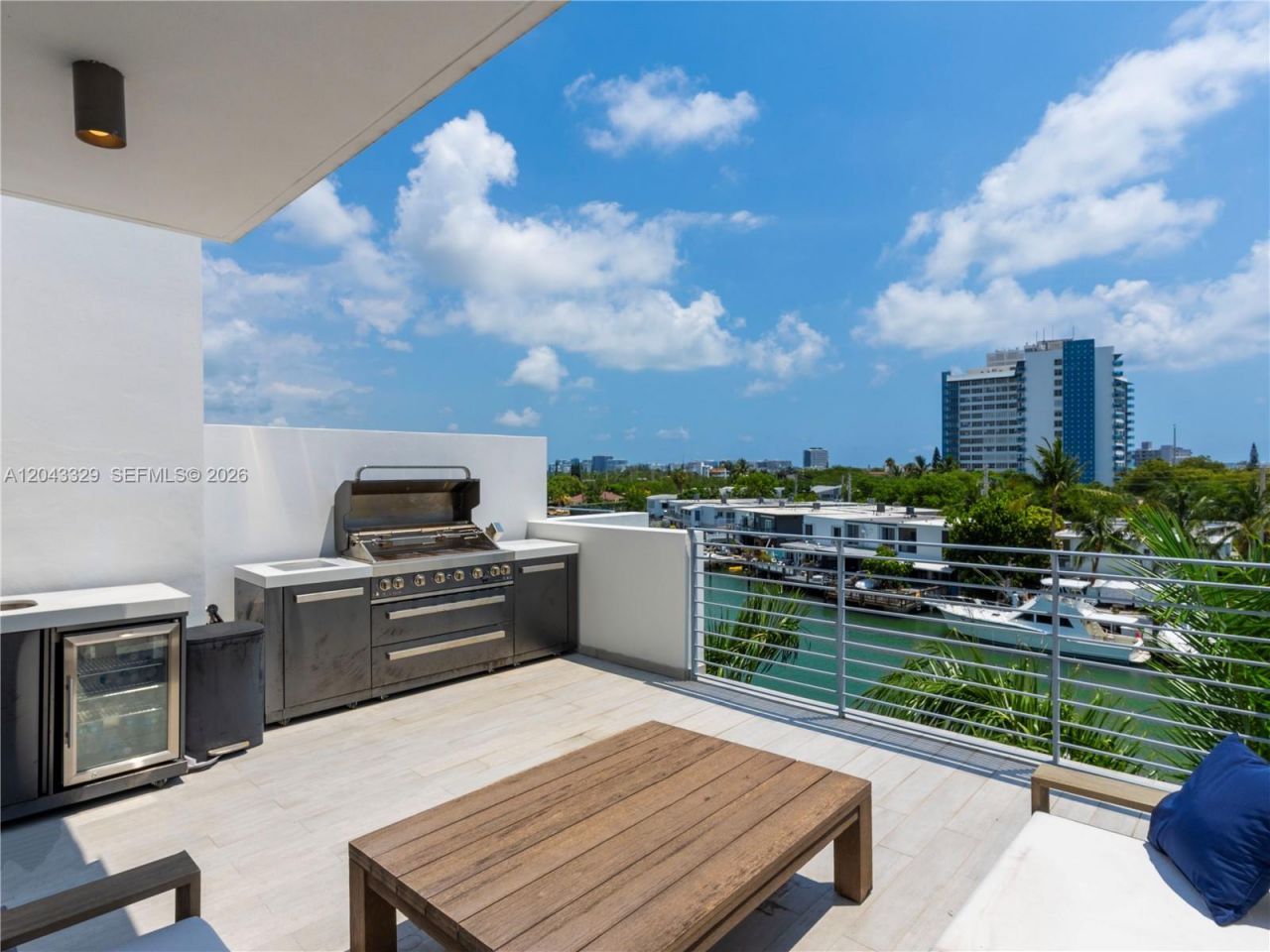 51 N Shore Dr , Unit 51, Miami Beach, FL 33141 Photo