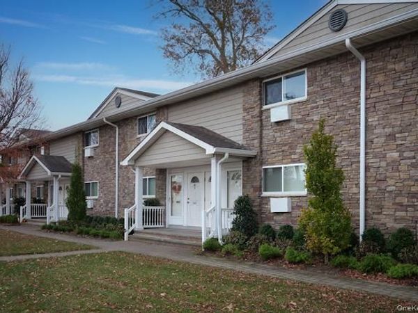 100 Friendly Court , Unit FC11, Babylon, NY 11704