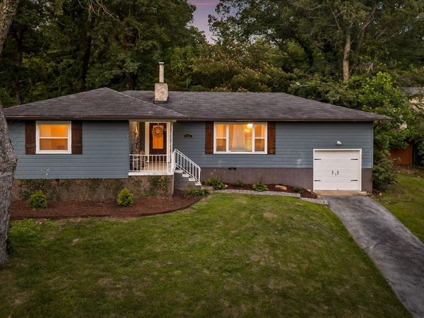 206 Sunnybrook Trail, Signal Mountain, TN 37377