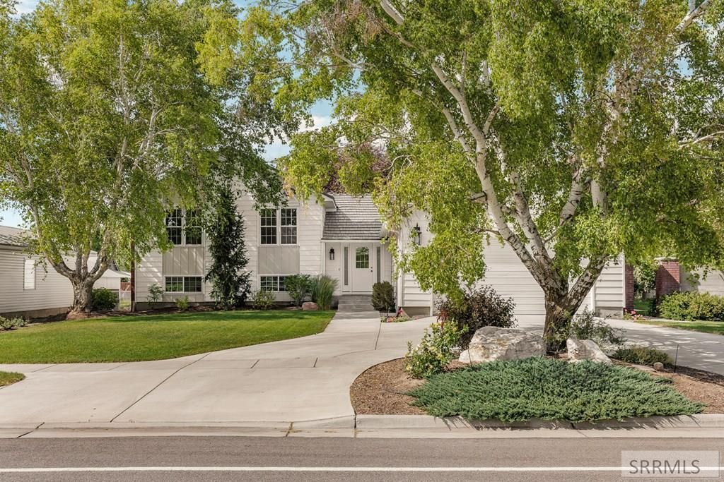 333 E 2nd N, Rexburg, ID 83440 Main Photo