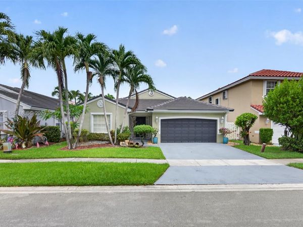 4950 SW 152nd Ave, Miramar, FL 33027