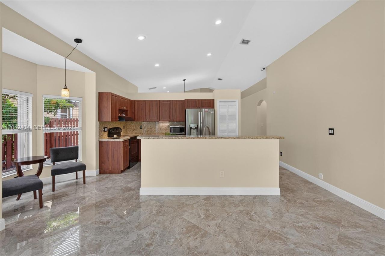 4950 SW 152nd Ave, Miramar, FL 33027 Photo