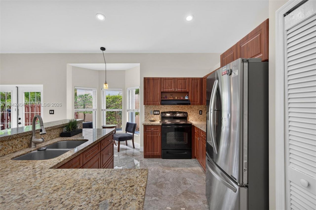 4950 SW 152nd Ave, Miramar, FL 33027 Photo