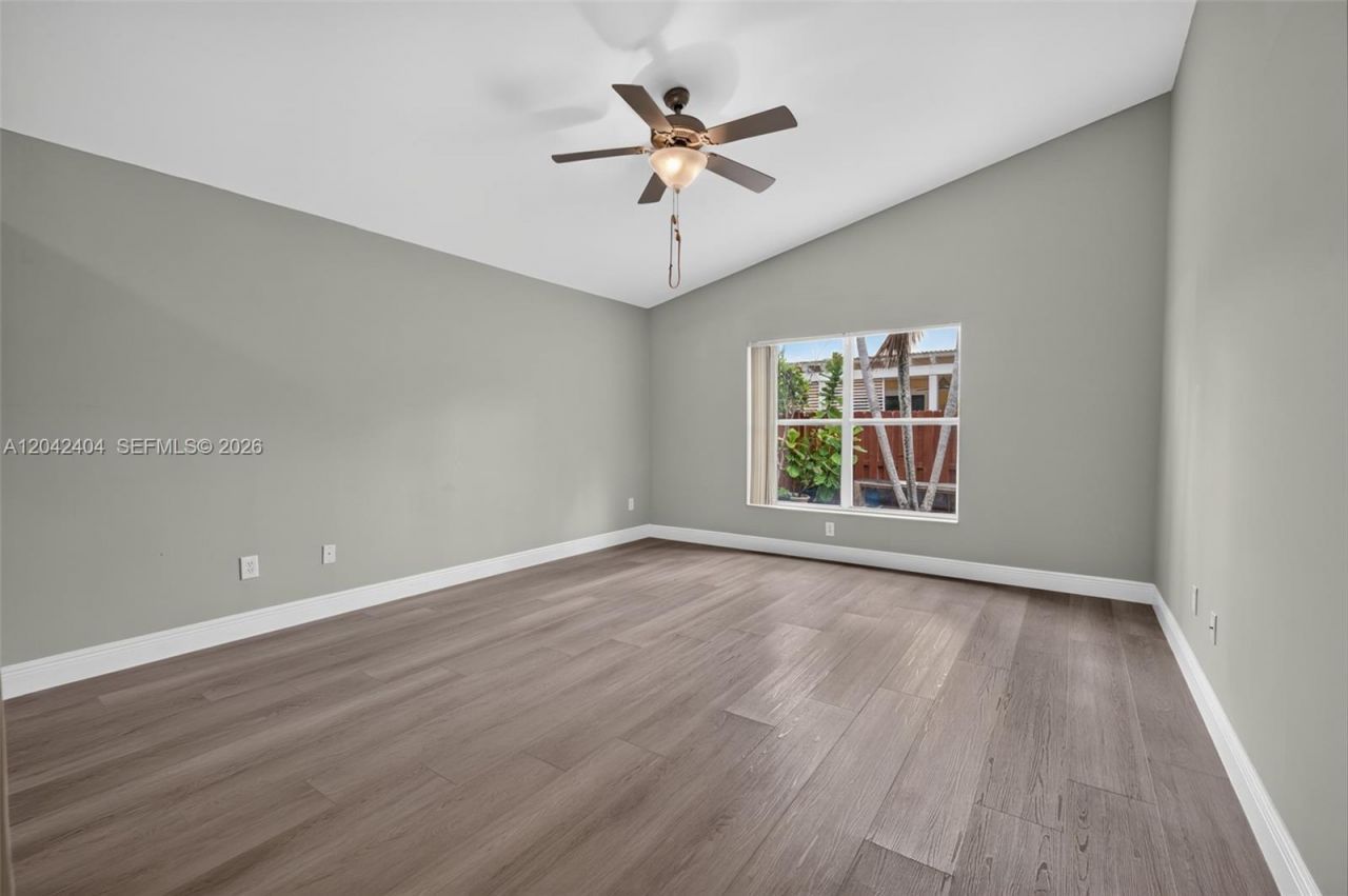4950 SW 152nd Ave, Miramar, FL 33027 Photo