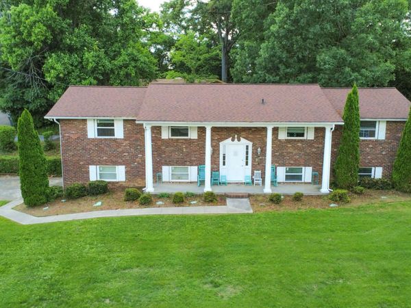 1407 Rosalyn Drive, Knoxville, TN 37914