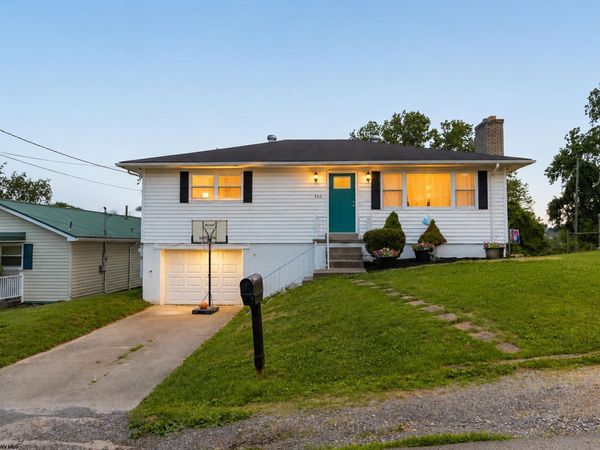 406 Grand Avenue, Bridgeport, WV 26330