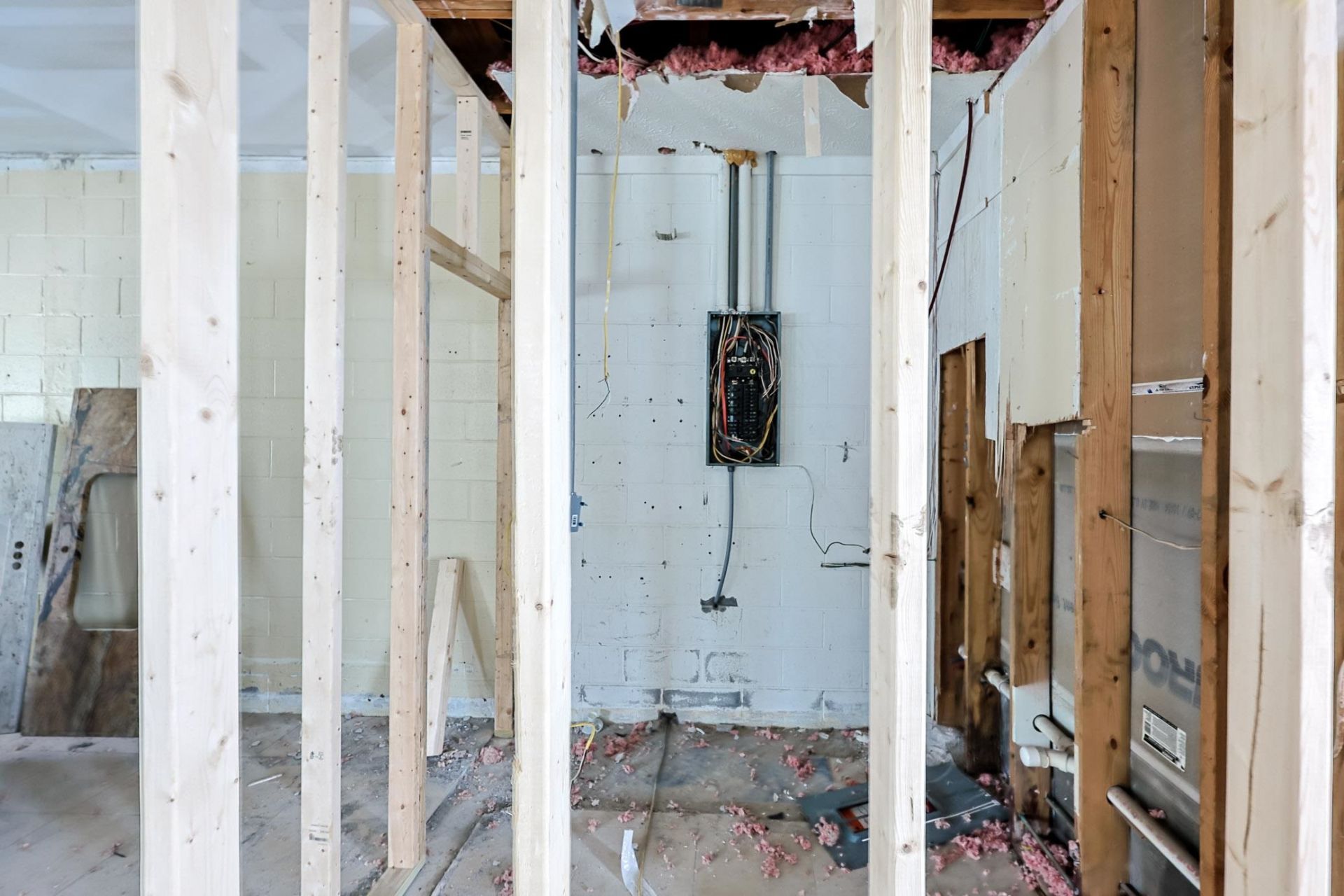 12132 Highway 905  Photo 8