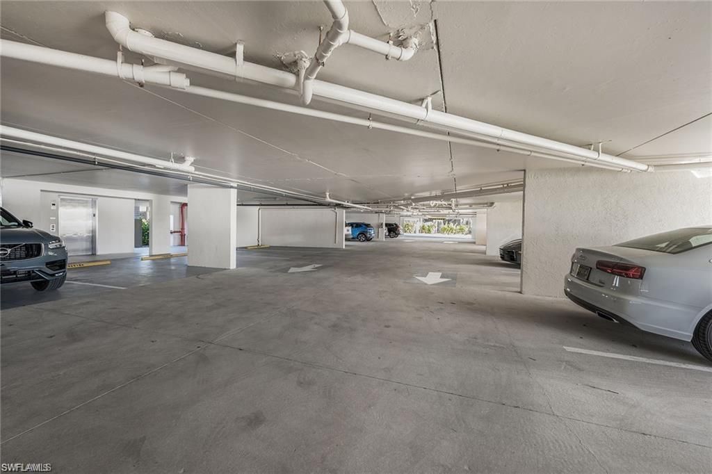9380 Gulf Shore Dr , Unit 402, Naples, FL 34108 Photo
