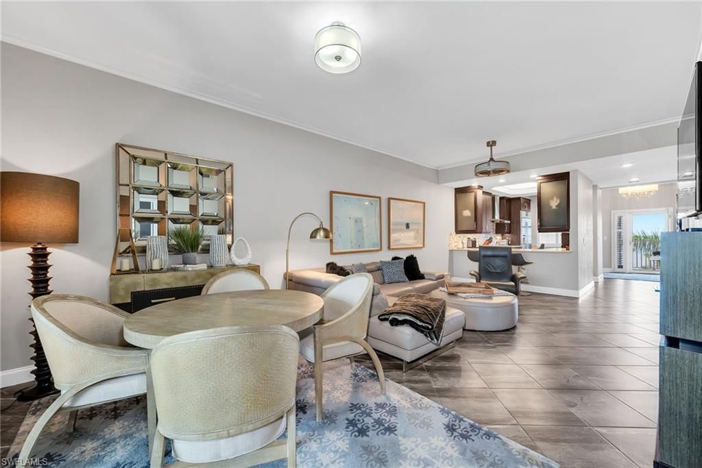9380 Gulf Shore Dr , Unit 402, Naples, FL 34108 Photo