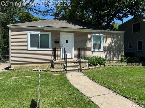 1825 Barrett Avenue, Royal Oak, MI 48067