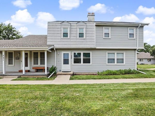 733 NW Greenwood Street , Unit 20, Ankeny, IA 50023