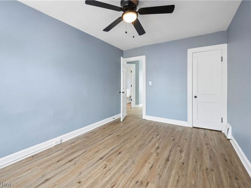 3014 Oak Park Avenue, Cleveland, OH 44109 Photo 12