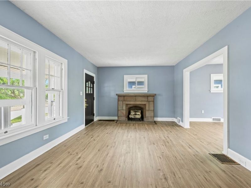 3014 Oak Park Avenue, Cleveland, OH 44109 Photo 4