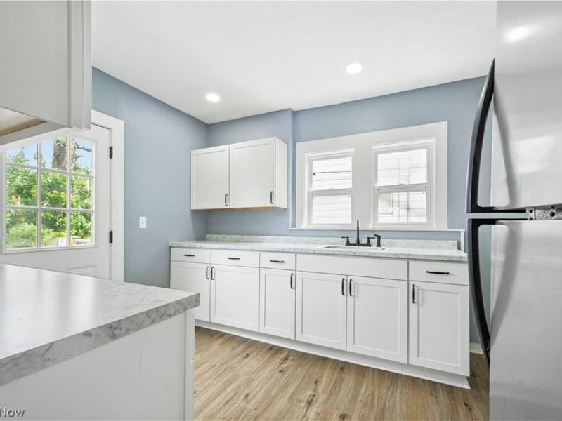 3014 Oak Park Avenue, Cleveland, OH 44109 Photo 7
