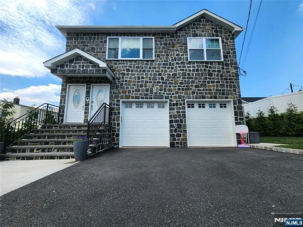 518 8th Street, LYNDHURST, NJ 07071