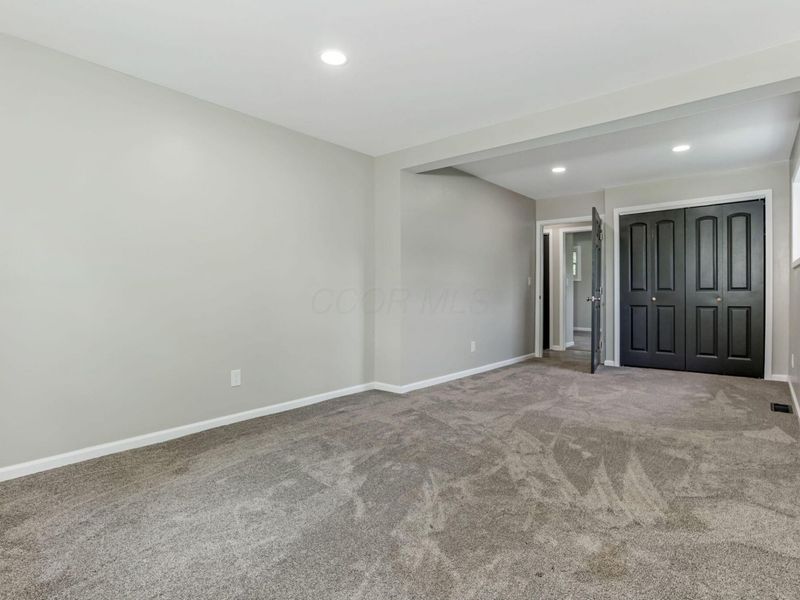 916 Fieldson Drive , Heath, OH 43056 Photo 27