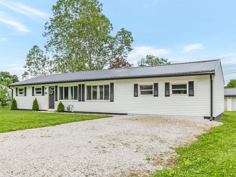 916 Fieldson Drive , Heath, OH 43056 Photo 4