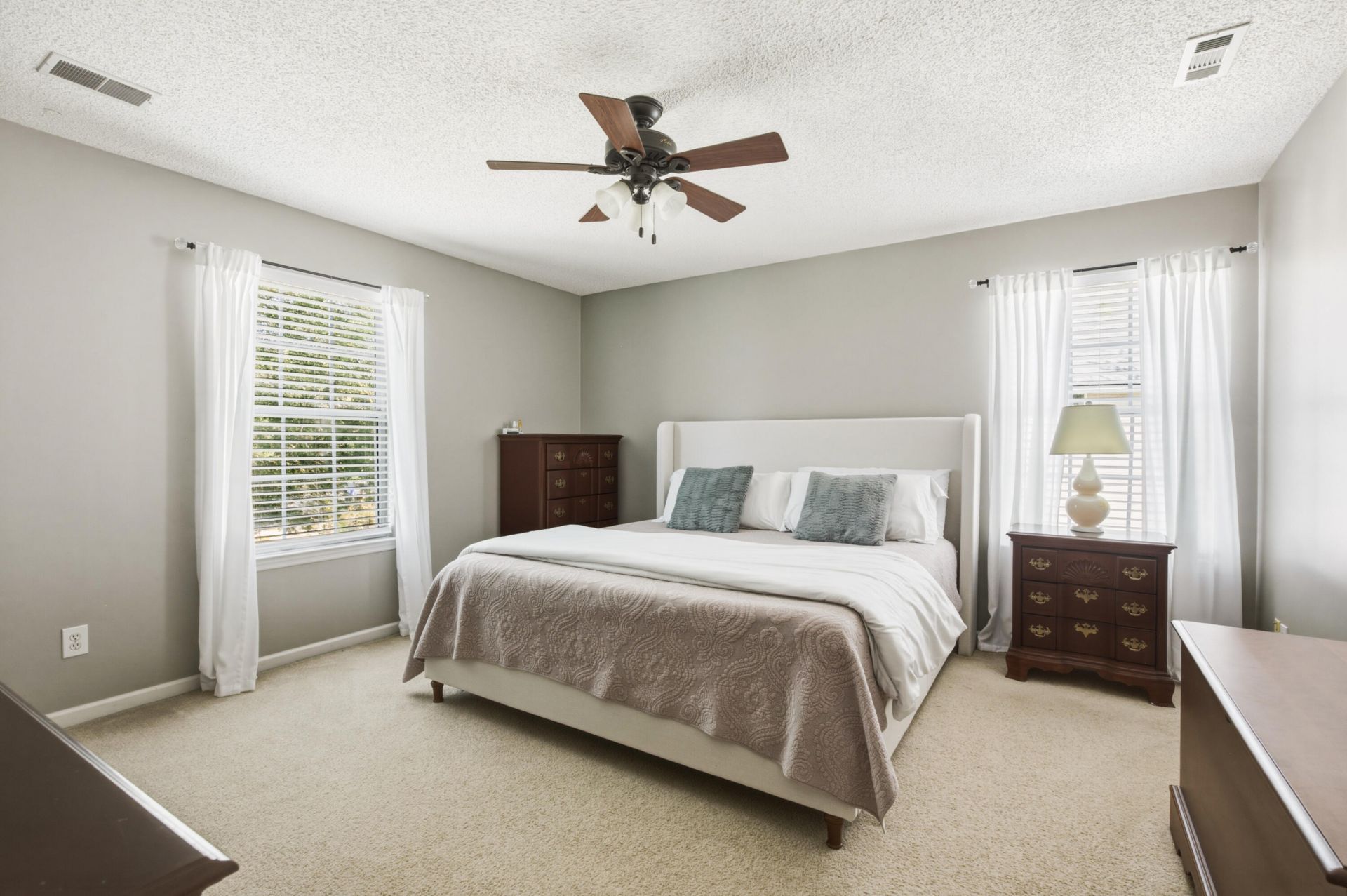 2340 Kennison Lane Photo 23