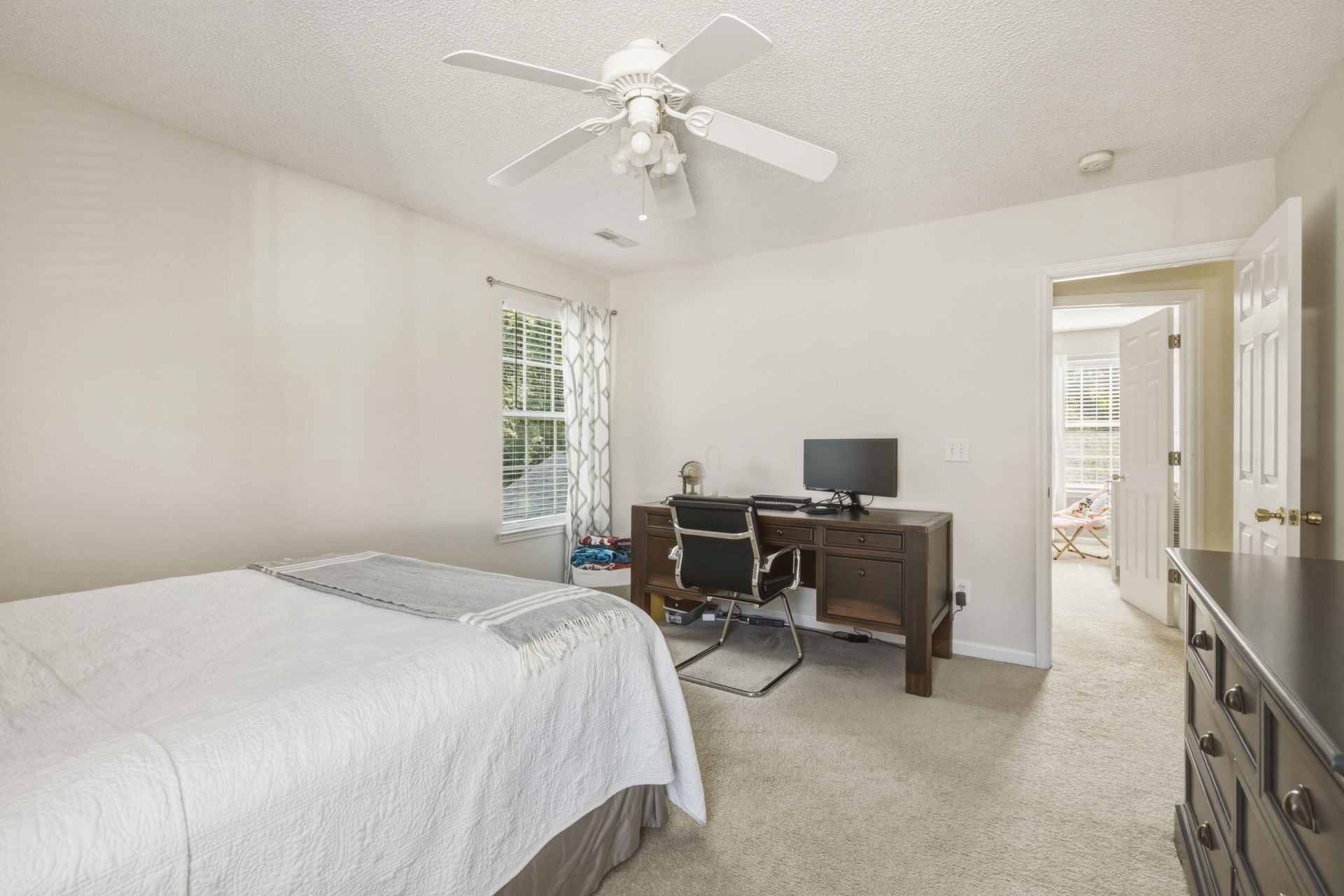 2340 Kennison Lane Photo 28