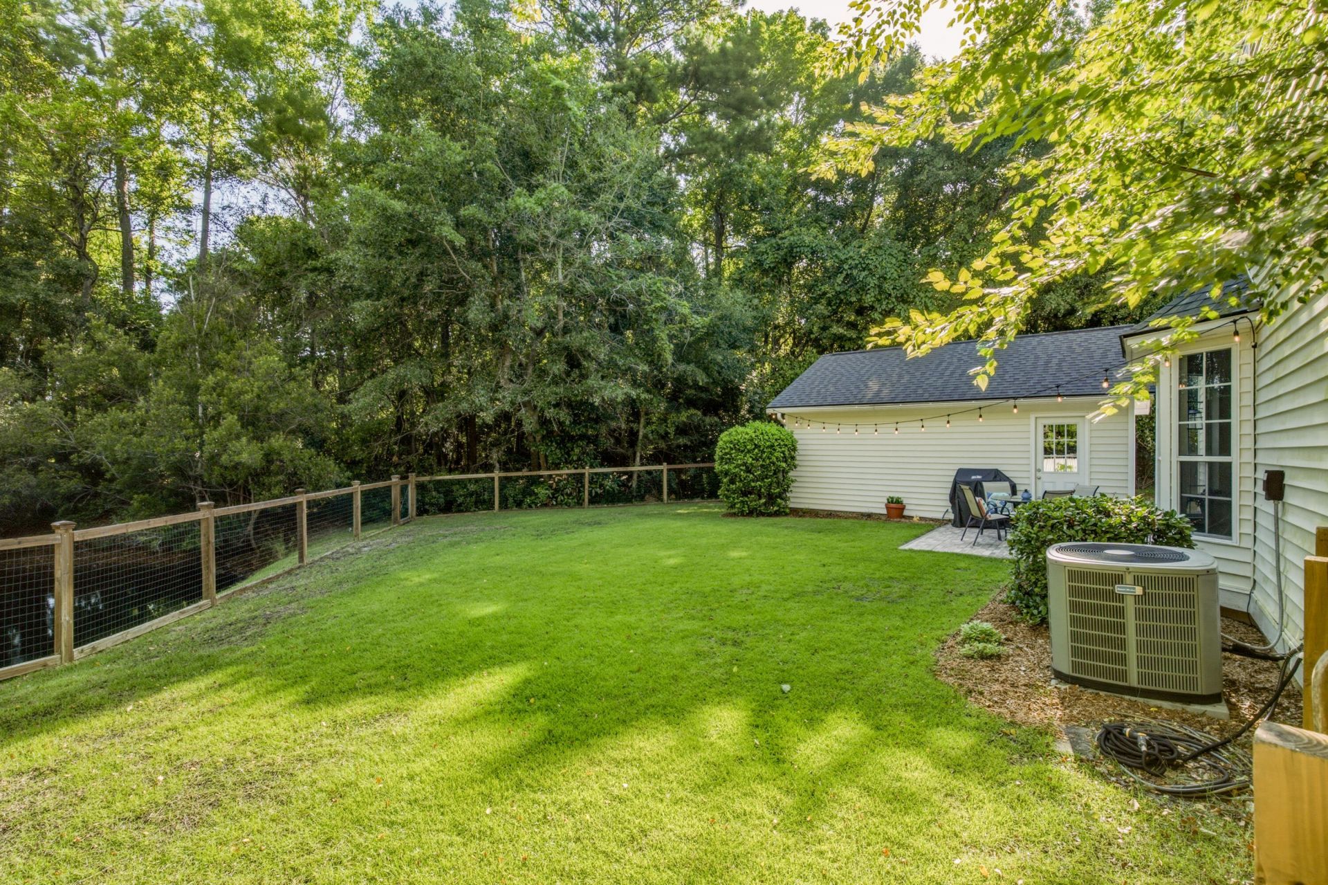 2340 Kennison Lane Photo 4