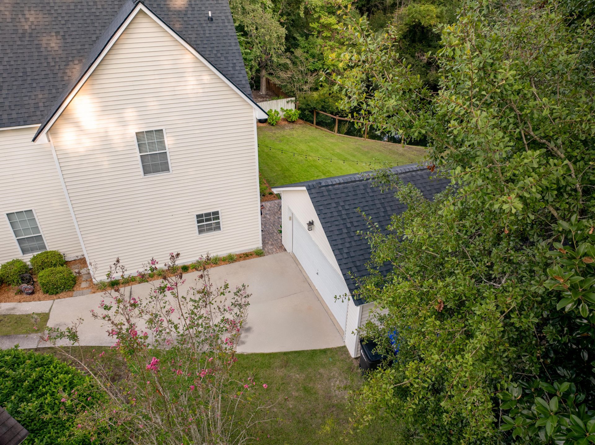 2340 Kennison Lane Photo 5
