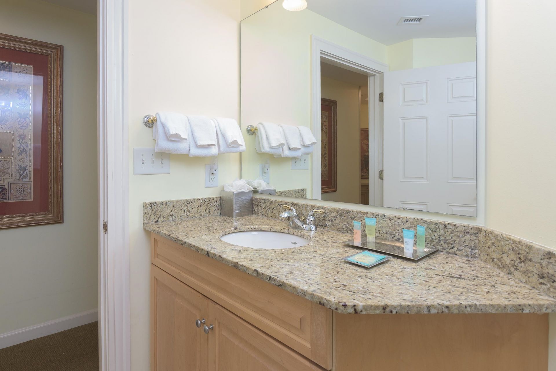 9994 Beach Club Dr.  Photo 7