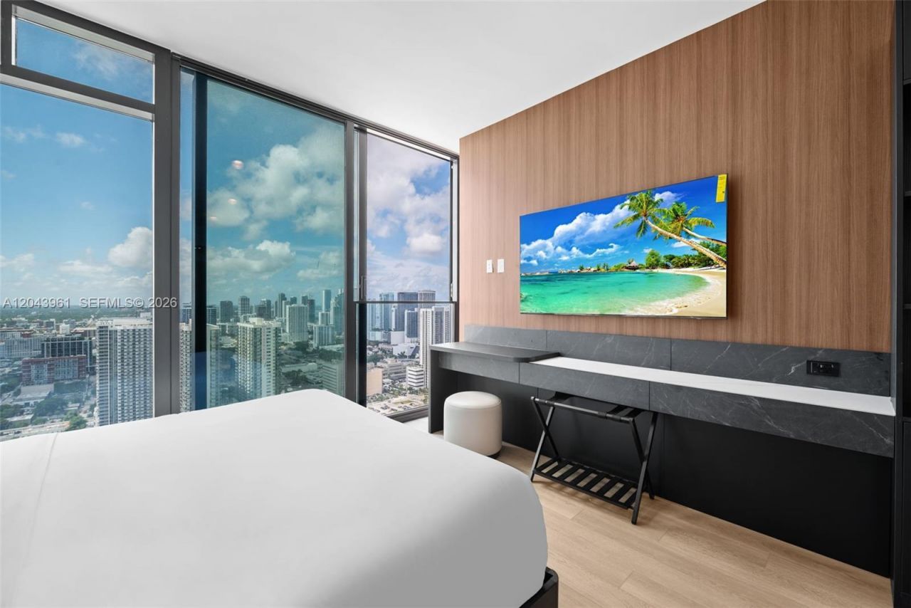 20 NE 11th Street , Unit 4003B, Miami, FL 33132 Photo