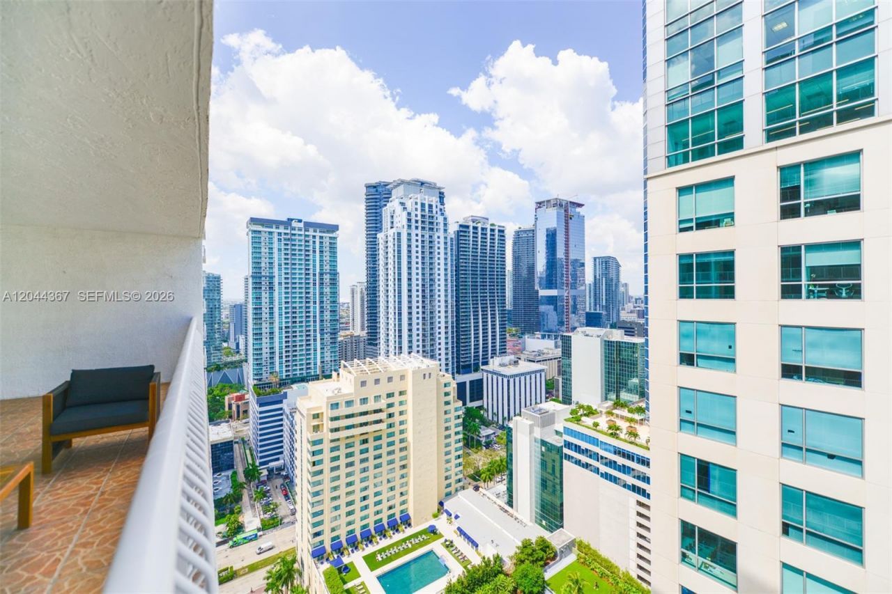 1200 Brickell Bay Dr , Unit 3614, Miami, FL 33131 Photo