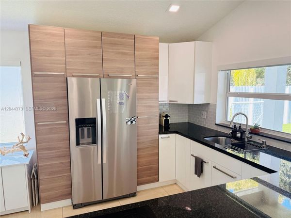 646 Stanton Dr , Weston, FL 33326