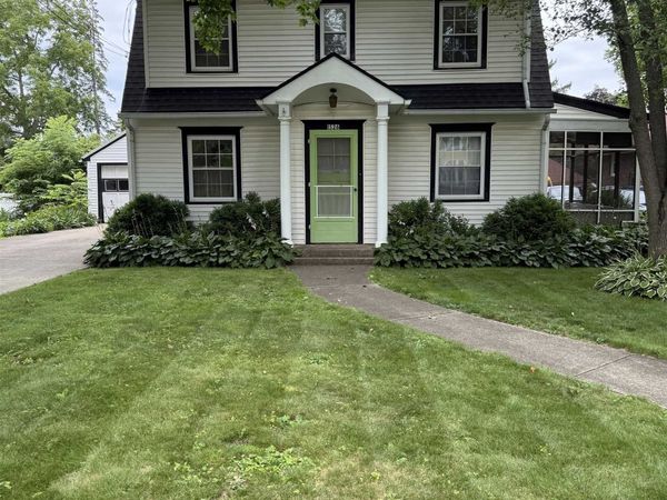 1526 W Lincoln Boulevard, FREEPORT, IL 61032