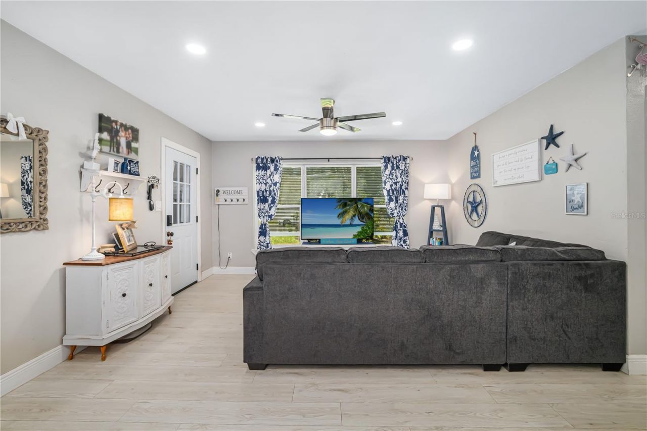 1611 27th Street W, Bradenton, FL 34205 Photo