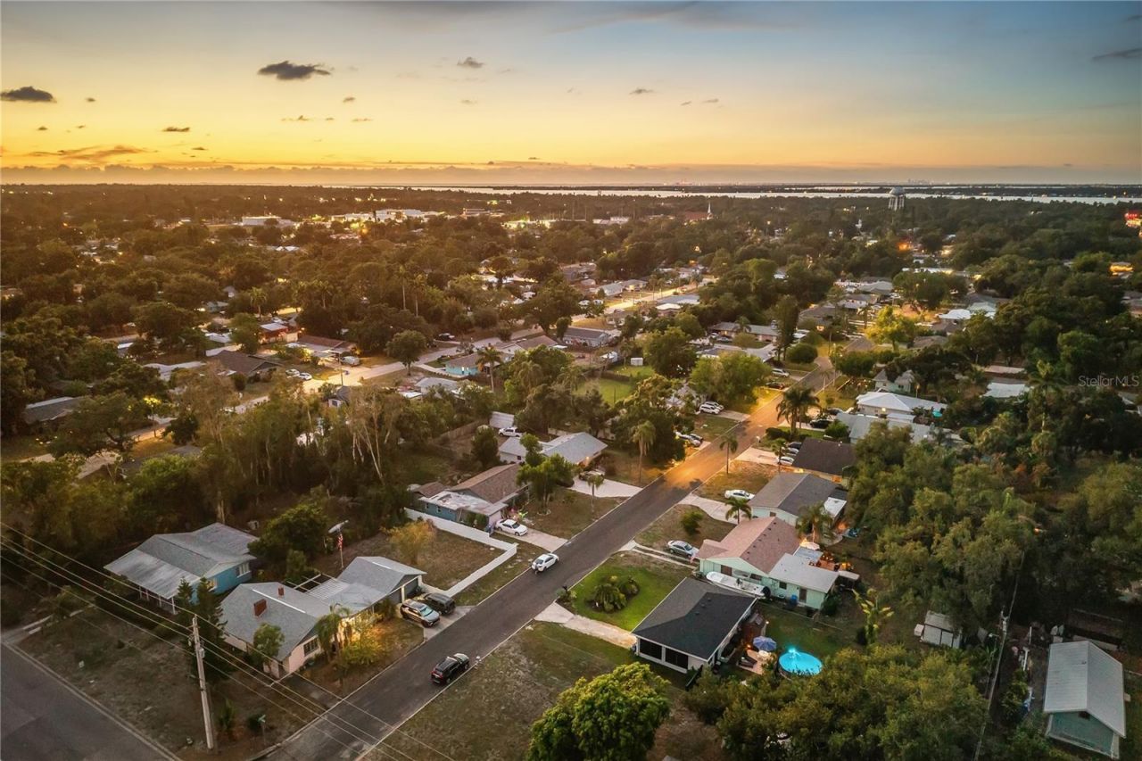 1611 27th Street W, Bradenton, FL 34205 Photo