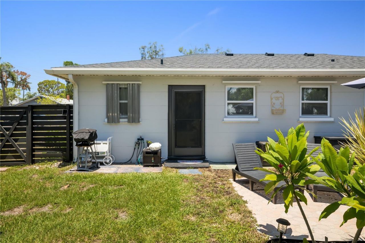 1611 27th Street W, Bradenton, FL 34205 Photo