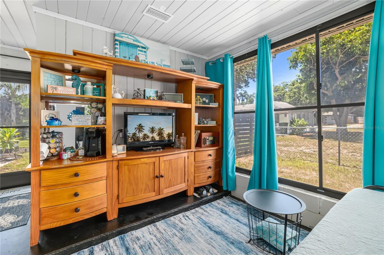 1611 27th Street W, Bradenton, FL 34205 Photo