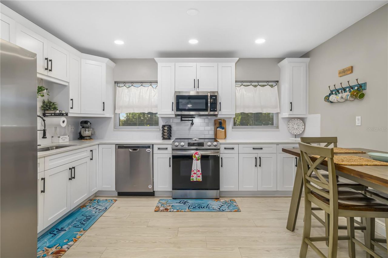 1611 27th Street W, Bradenton, FL 34205 Photo