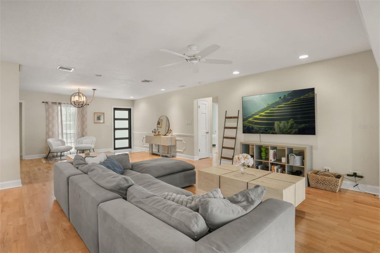 5497 Alandale Court , Orlando, FL 32839 Photo