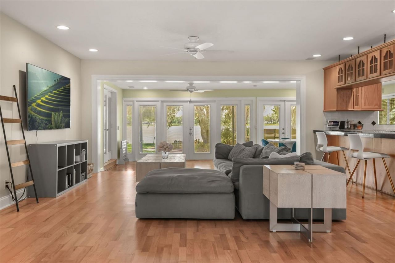 5497 Alandale Court , Orlando, FL 32839 Photo