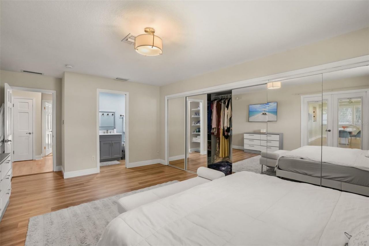 5497 Alandale Court , Orlando, FL 32839 Photo