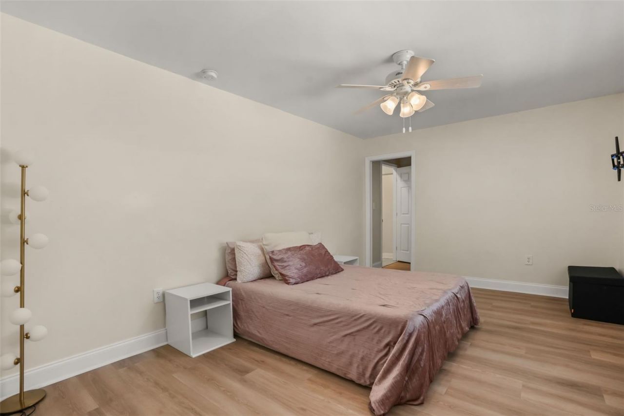 5497 Alandale Court , Orlando, FL 32839 Photo