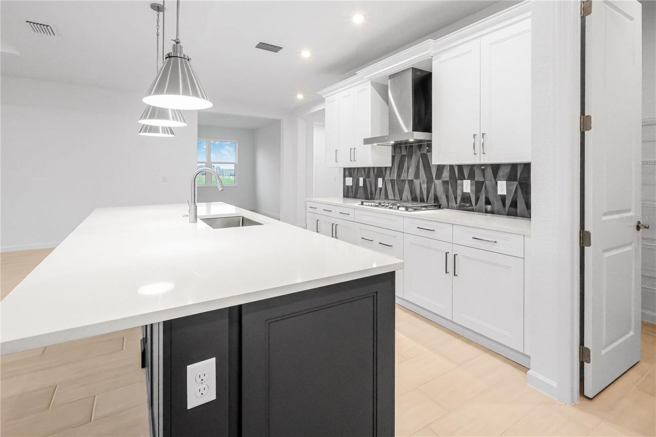 1618 Bellagio Loop, Tavares, FL 32778 Photo