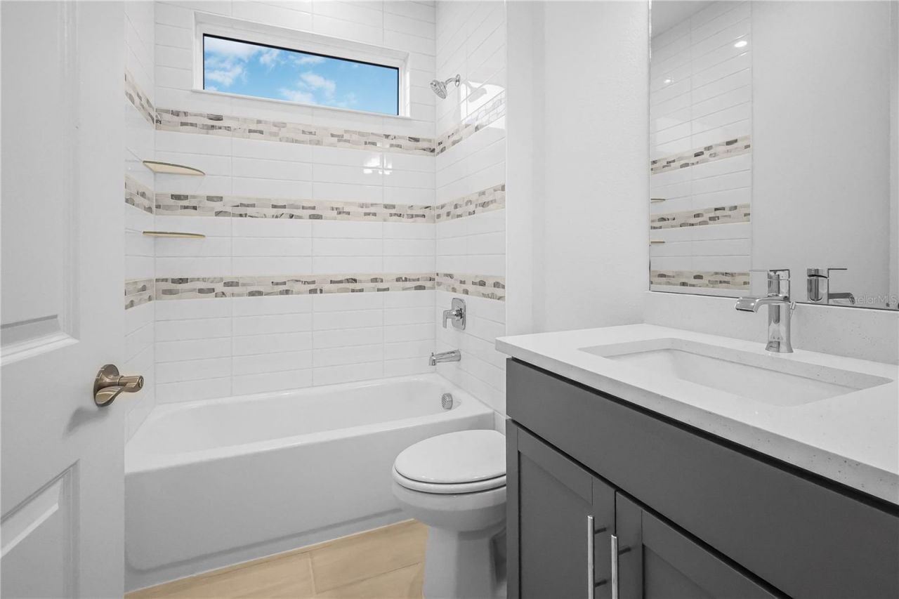 1618 Bellagio Loop, Tavares, FL 32778 Photo