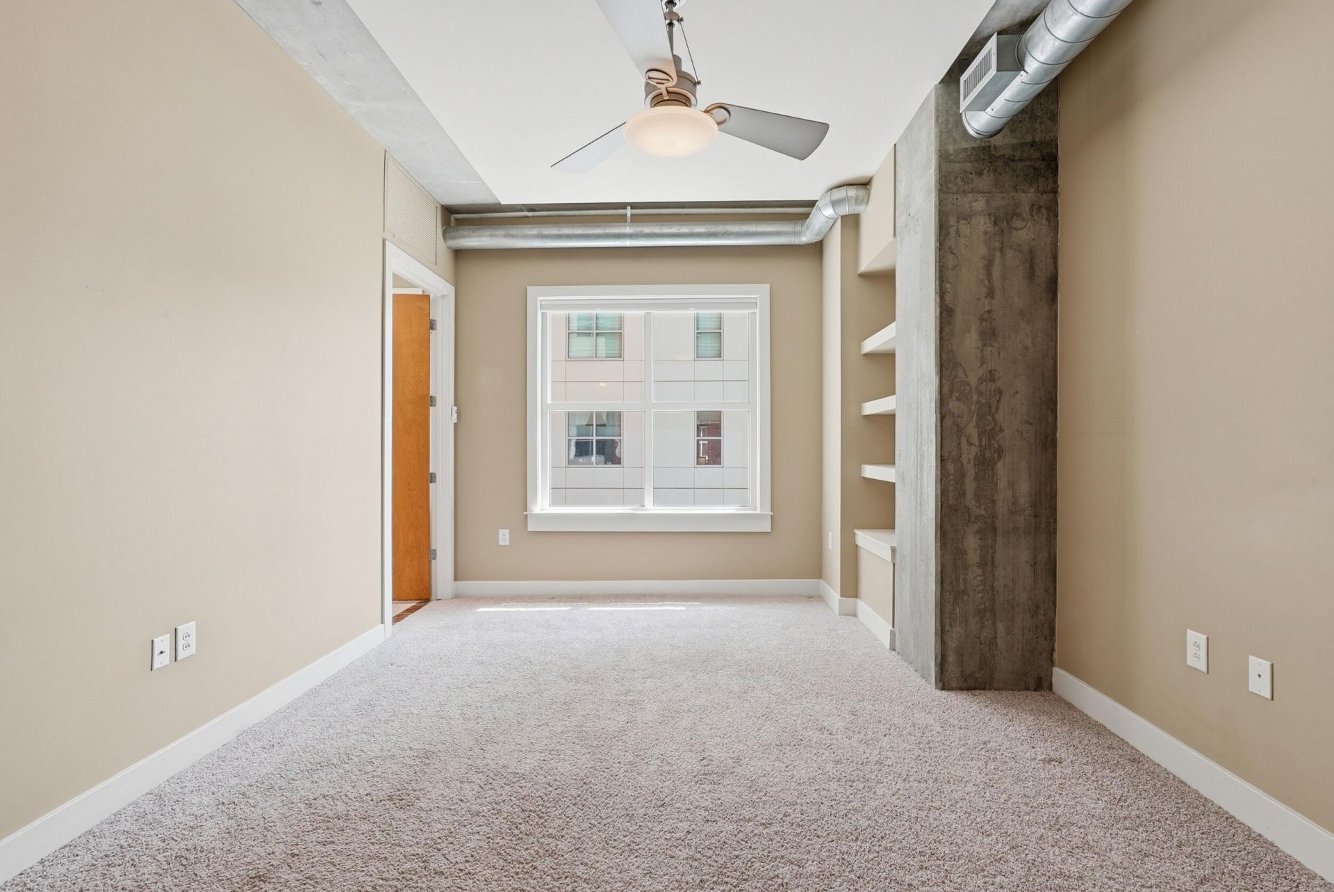 150 Bee Street Photo 13