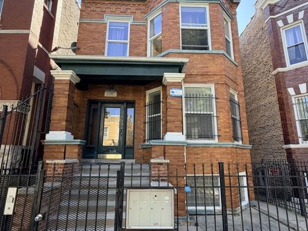 1455 N Washtenaw Avenue , Unit 1F, Chicago, IL 60622