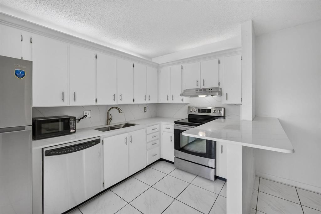 3310 Meridian Way S, Unit A, Palm Beach Gardens, FL 33410 Photo