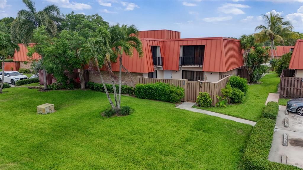 3310 Meridian Way S, Unit A, Palm Beach Gardens, FL 33410 Photo